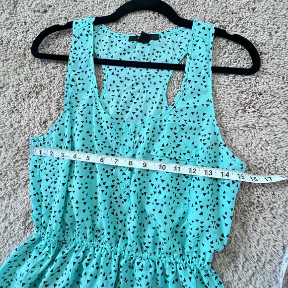 Synched Waist Scoop Neck Mini Dress - Picture 6 of 7